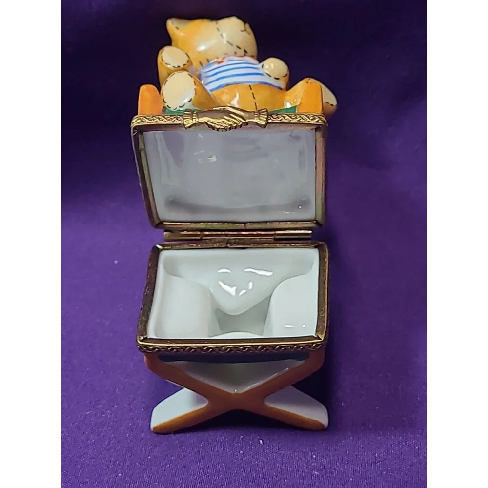 Limoges France Peint Main PV Teddy Bear in Directors Chair Porcelain Trinket Box